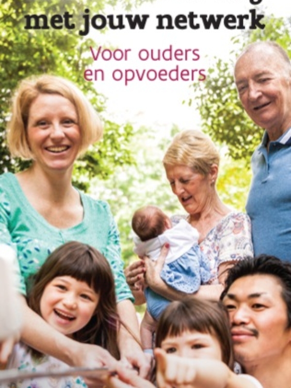 cover folder 'samen aan de slag met jouw netwerk' voor ouders en opvoeders